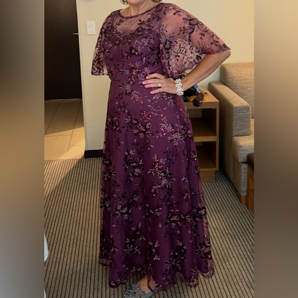 JJs House Mother of the Bride/Groom sequin and lace overlay illusion gown.